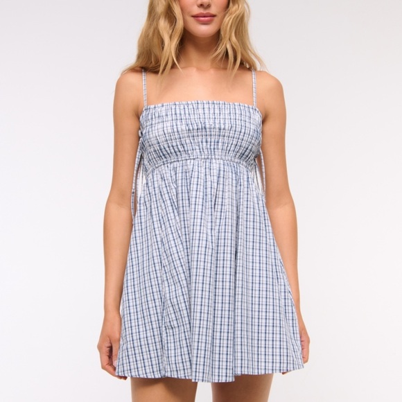 Abercrombie & Fitch Dresses & Skirts - Abercrombie & Fitch Smocked Babydoll Tie Mini Dress